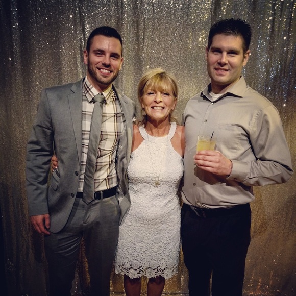 Meet your Posher, Karen - Picture 3 of 3